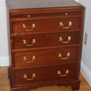 Cherry 4 Drawer Bachelor Chest